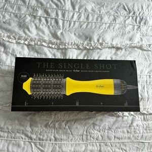 Drybar Round Blow-Dryer Brush